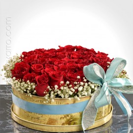Metallic box with roses